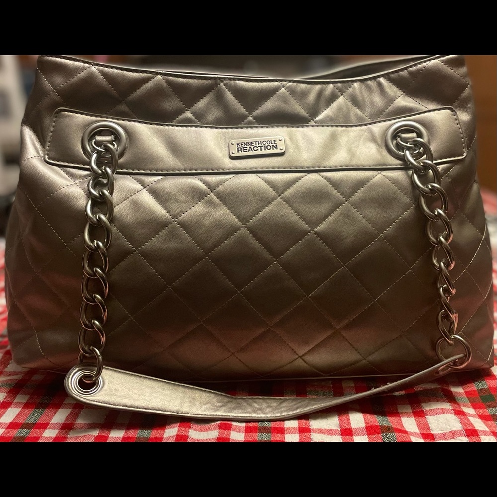 Kenneth Cole Reaction  Large Bag